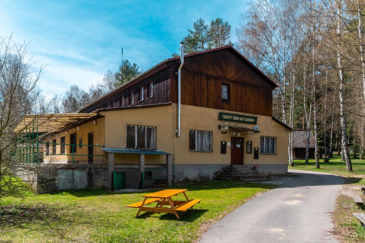Chatovy Tabor Maly Ratmirov Eksteriør bilde